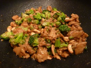 chicken and cashews, chik'n, broccoli, seitan